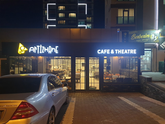 Artizhane Cafe & Theatre