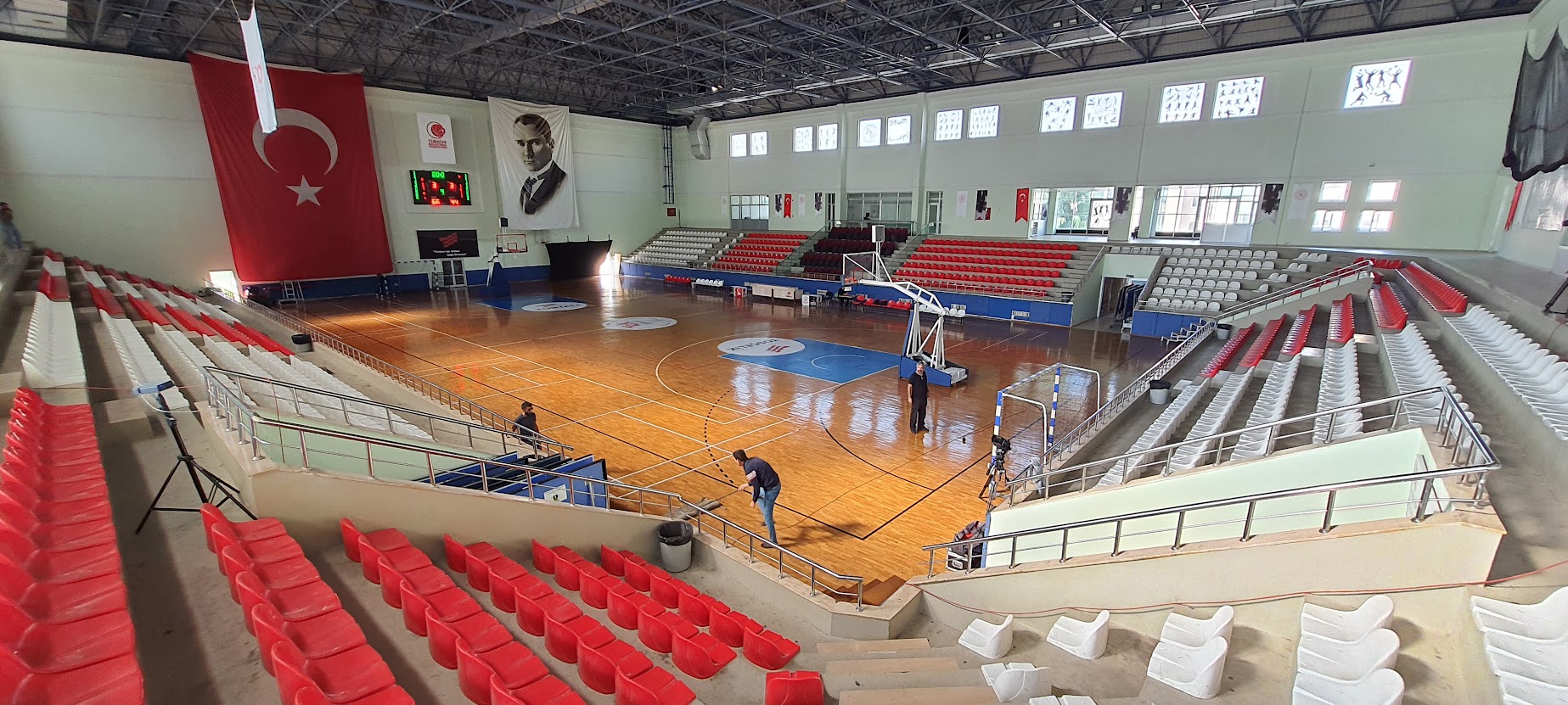 İskenderun Kapalı Spor Salonu